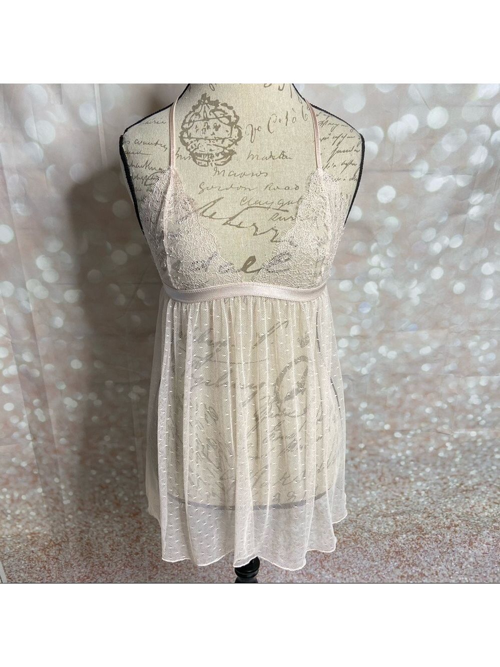 𝅺VICTORIA’S Secret Lacy Babydoll